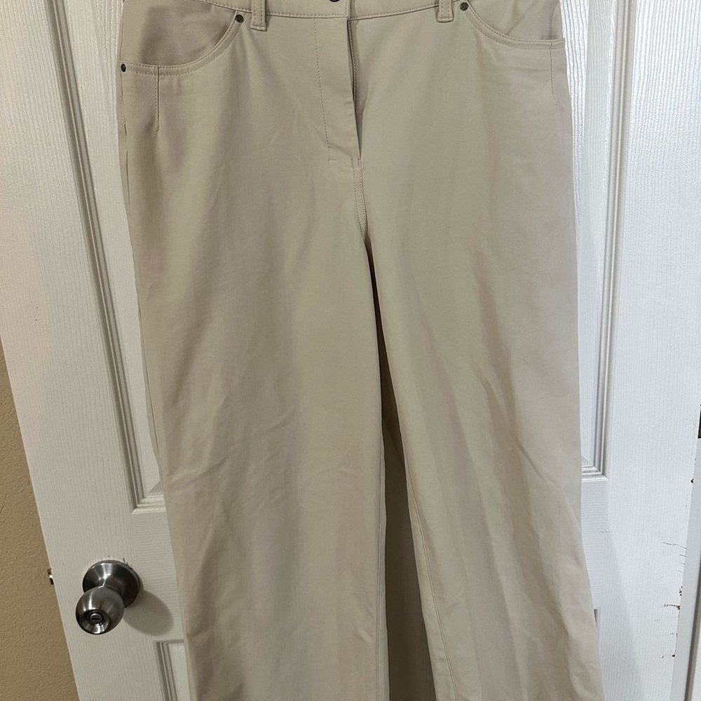 Lululemon City Sleek 5 pocket wide leg crop pant
